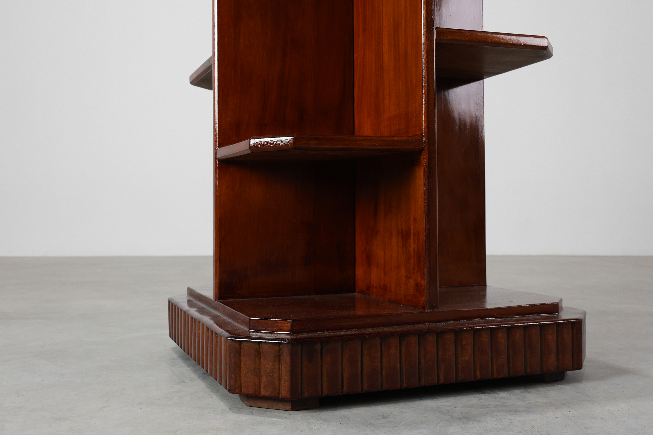 French Art Deco Side Table in Wood, circa 1920thumbnail